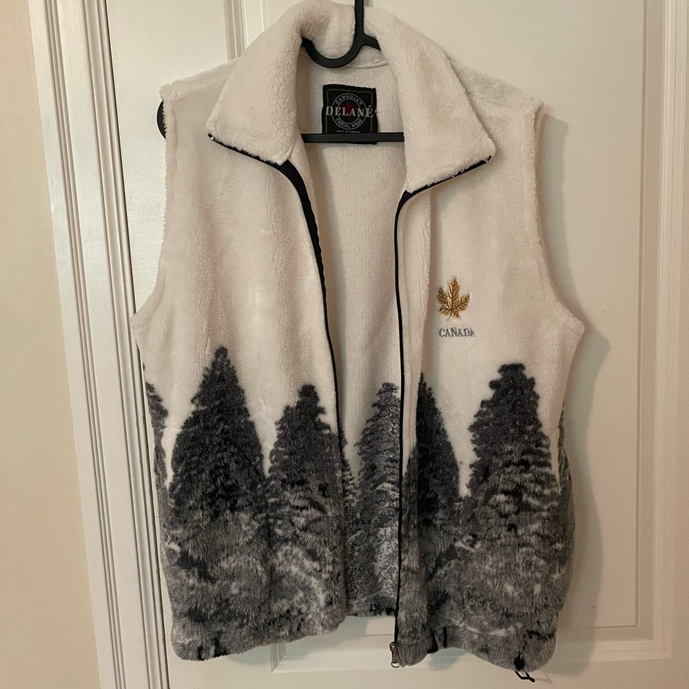 Vintage Delané Vest - Canadian Casual Wear Edition